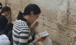 娱乐圈吃瓜博君一笑,博君一笑的幕后故事