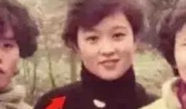 娱乐吃瓜老少女是谁,她是如何成为网络红人的？