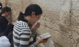 娱乐吃瓜君换头,揭秘明星换头术背后的秘密